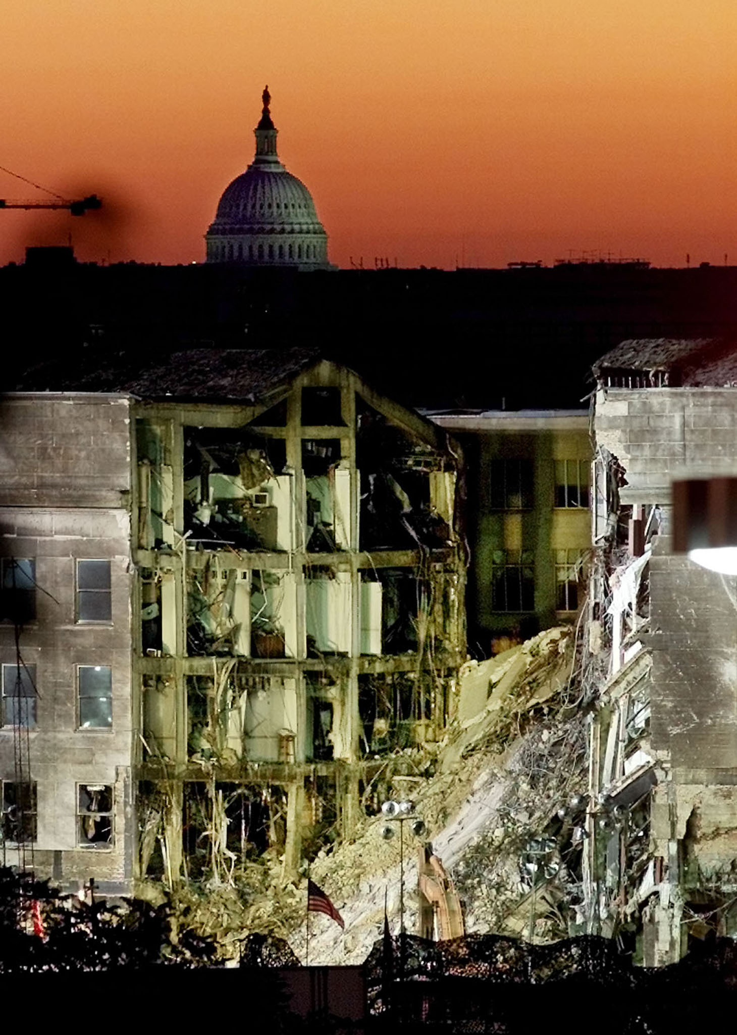 Six days after the attack on the Pentagon at sunrise, September 17, 2001. (Photo: REUTERS/Larry Downing/Newscom)