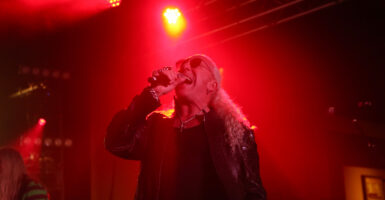 Dee Snider Twisted Sister performance
