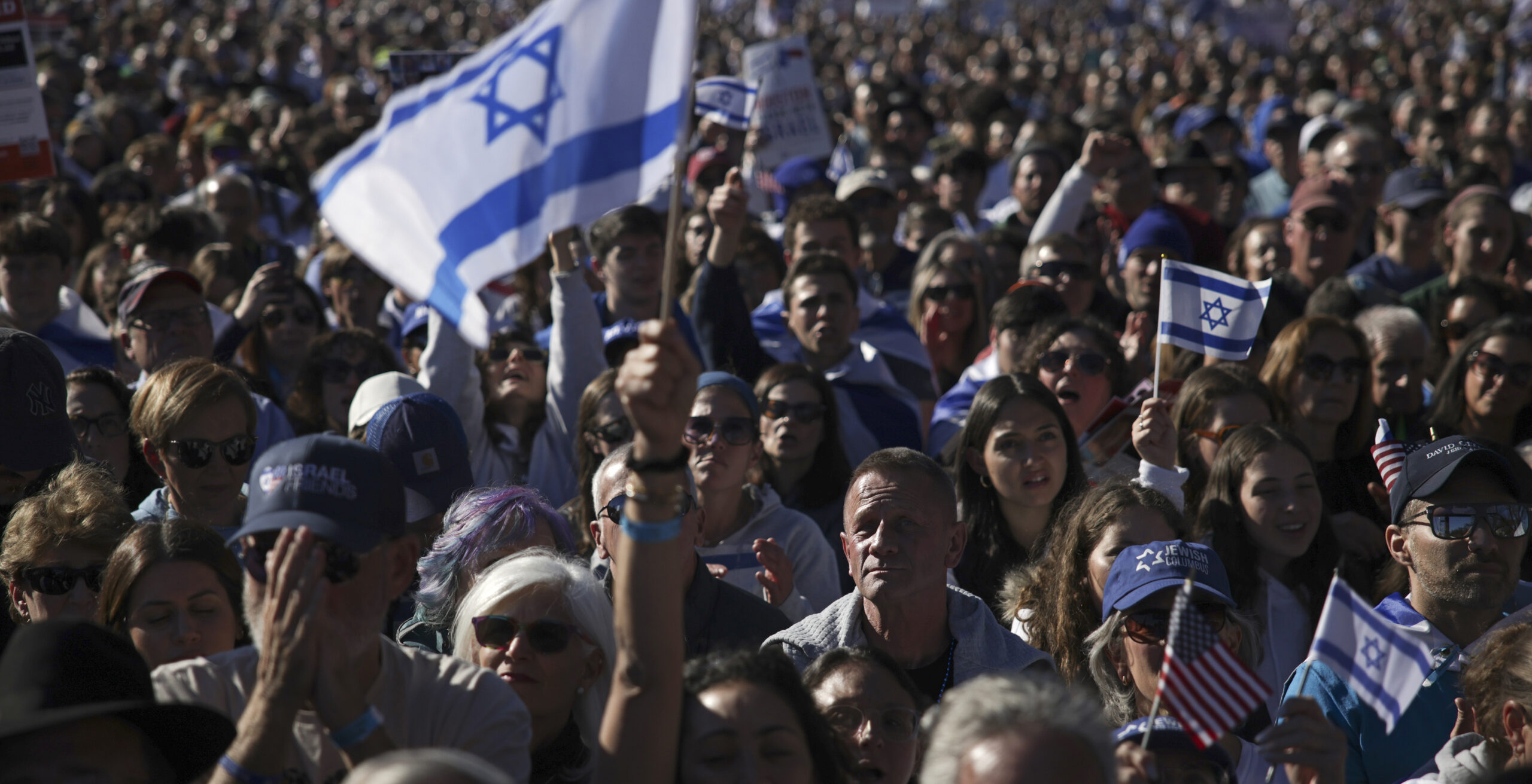 Hundreds of Thousands Flood DC to March for Israel
