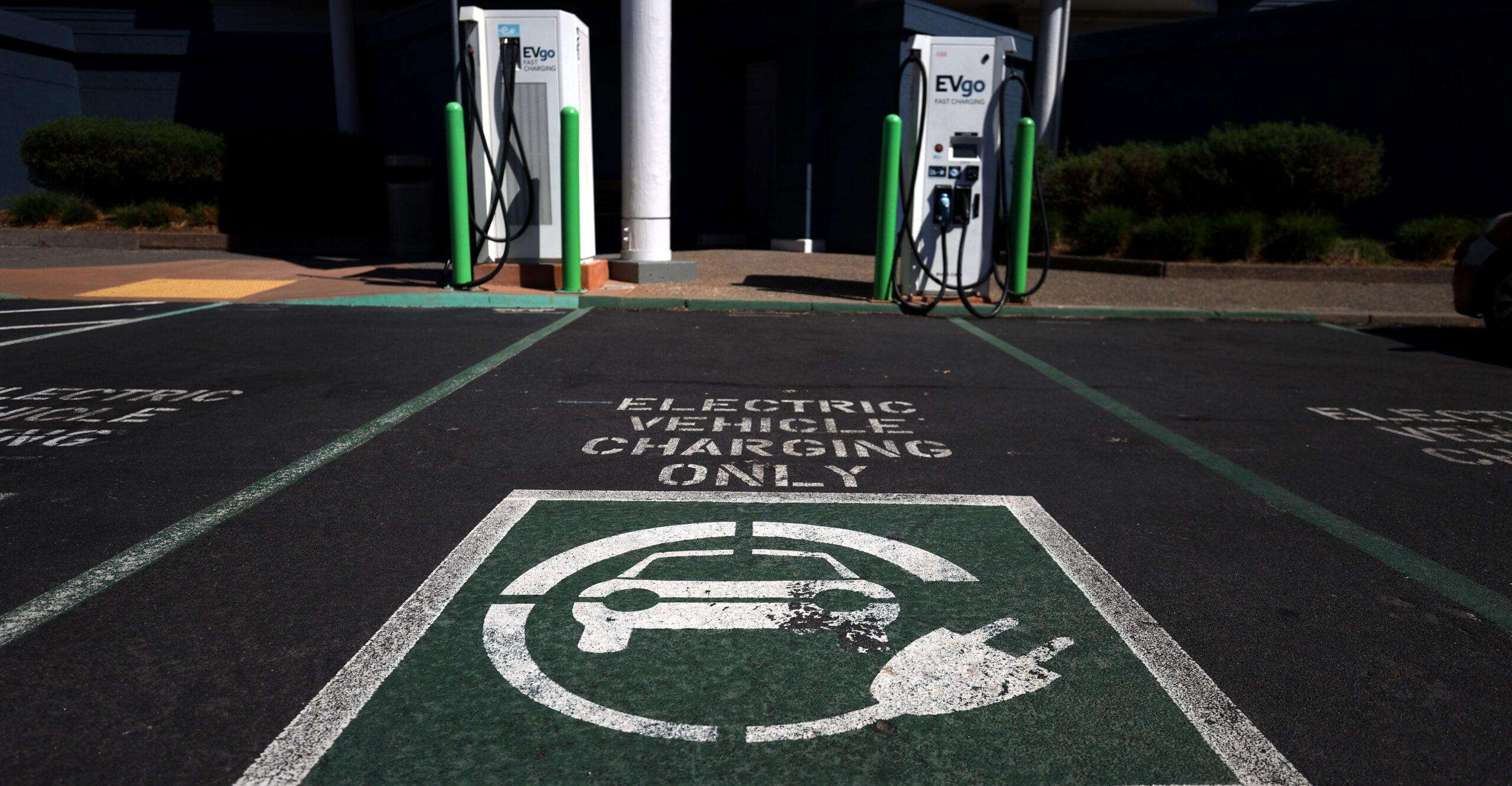 California's EV Agenda Will Require Massive and Costly Infrastructure Upgrades, Analysis Finds