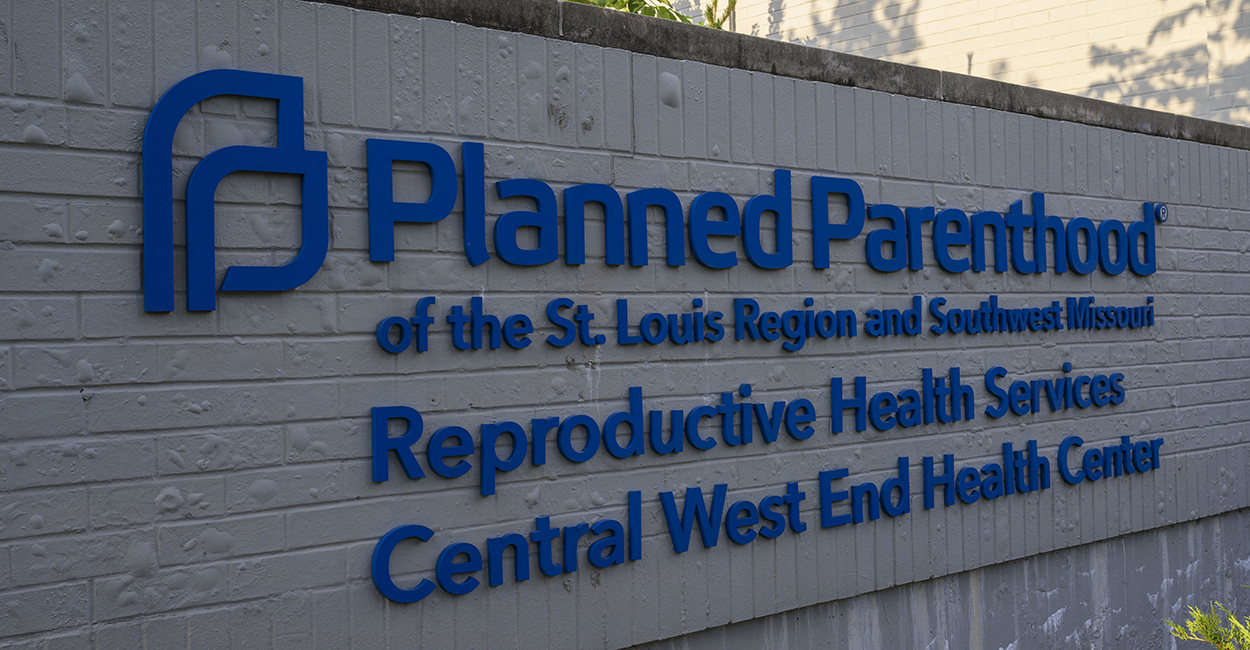 Missouri AG Predicts ‘Negative Findings’ in Probe of Planned Parenthood’s Transgender Business