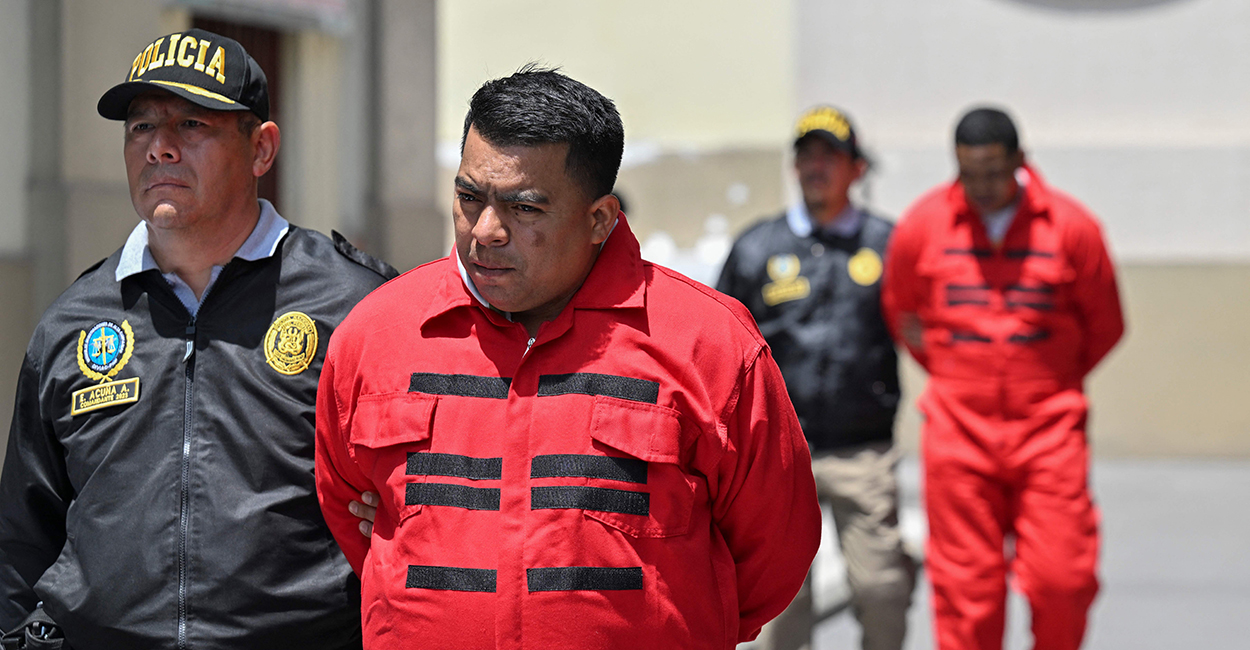 Agents Arrest 10 Members of Infamous Venezuelan Prison Gang at Southern Border