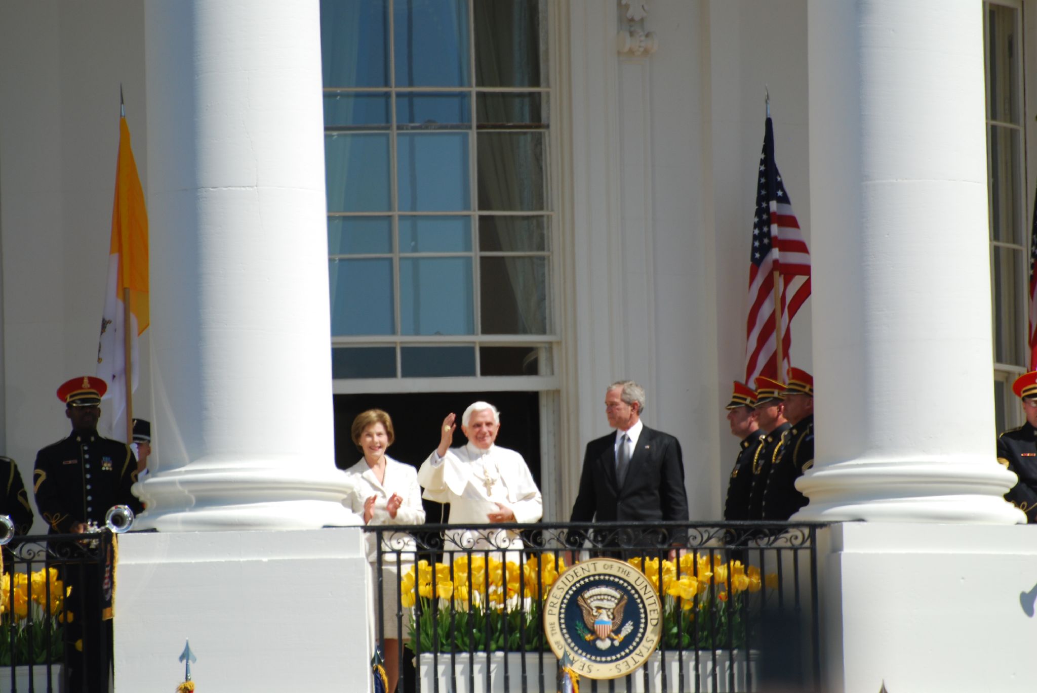 Benedict met with the President at the White House, addressed the presidents of Roman Catholic Colleges and Universities, and held mass at the Nationals Park in Washington, D.C., and Yankee Stadium in New York City. (Photo: John Sonderman/CC BY-NC 2.0)