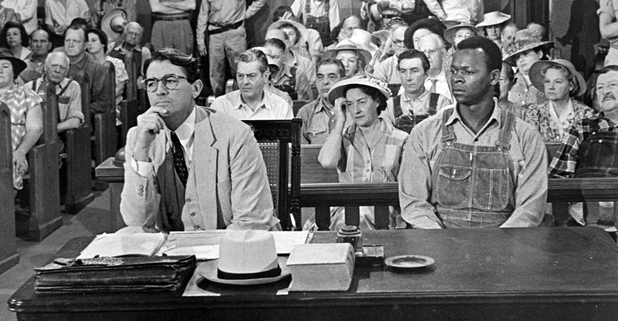 who wins the trial in to kill a mockingbird
