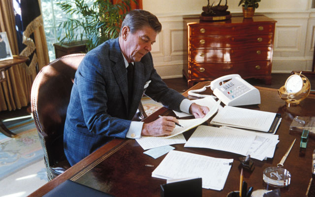 Ronald Reagan at the Oval Office